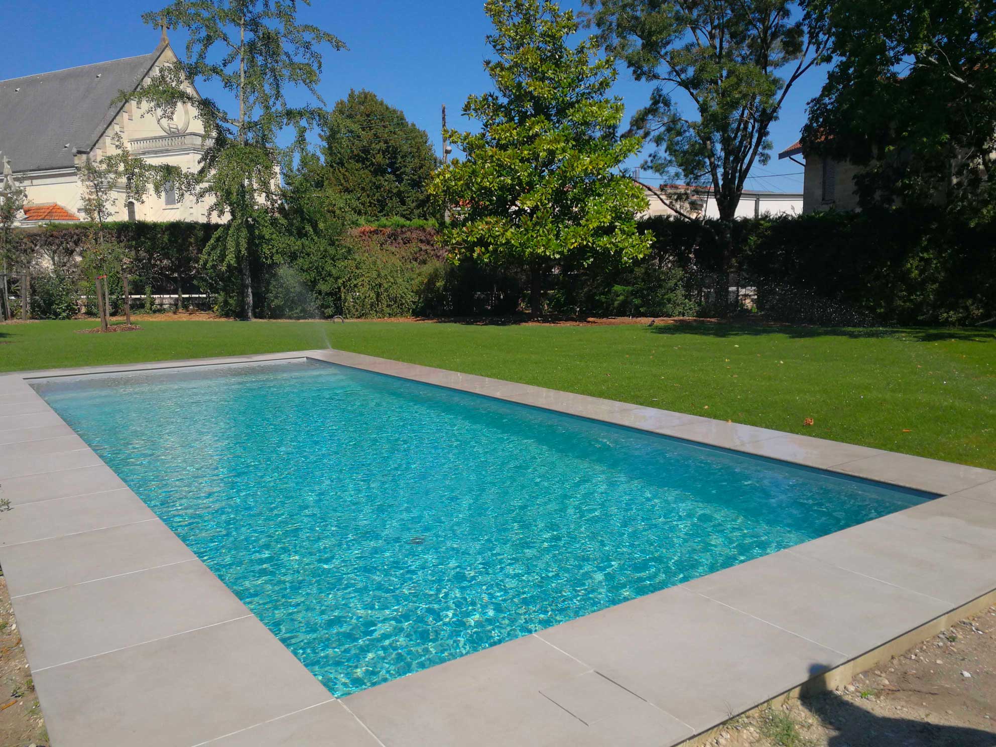 Piscine de Villa Maria en été